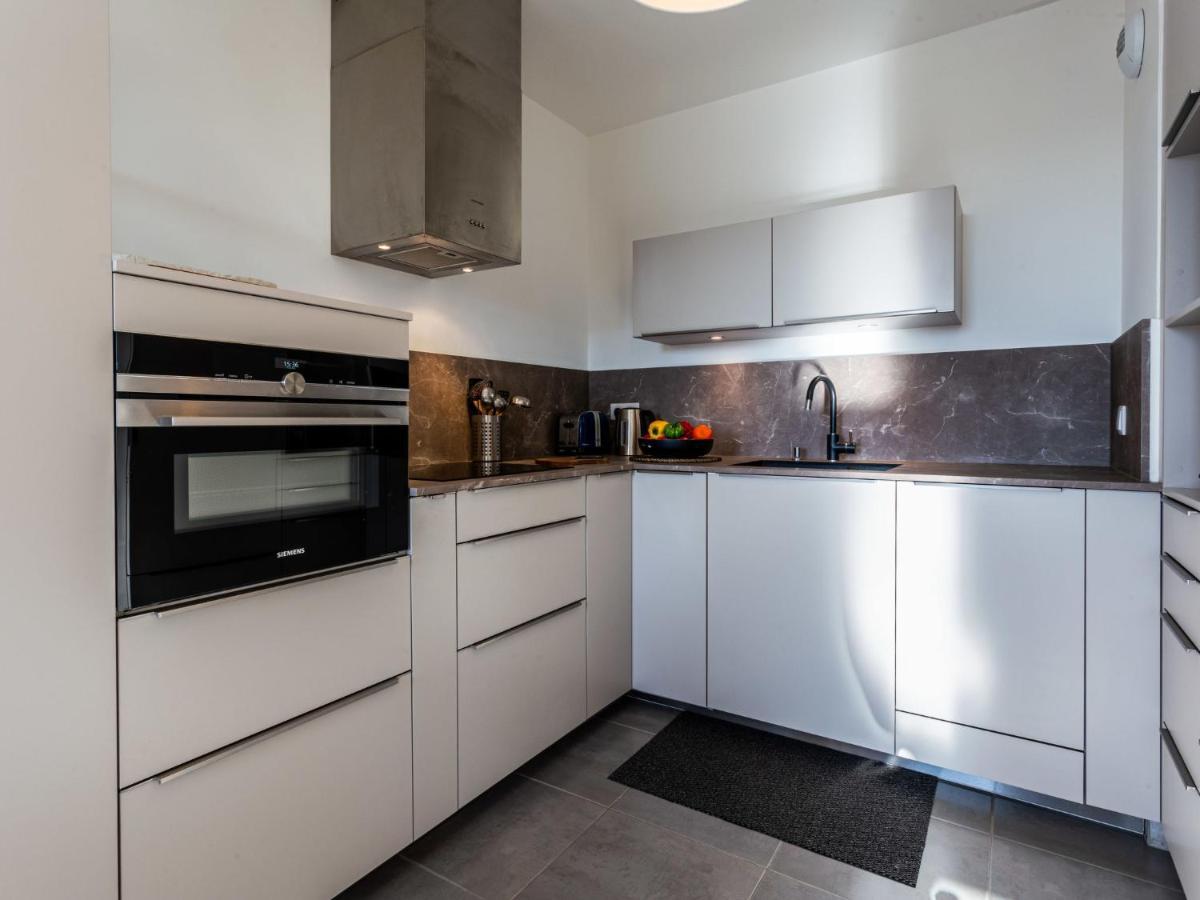Les Arts-2 By Interhome