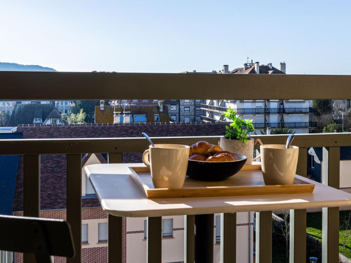 Apartment Les Arts-2 By Interhome Deauville